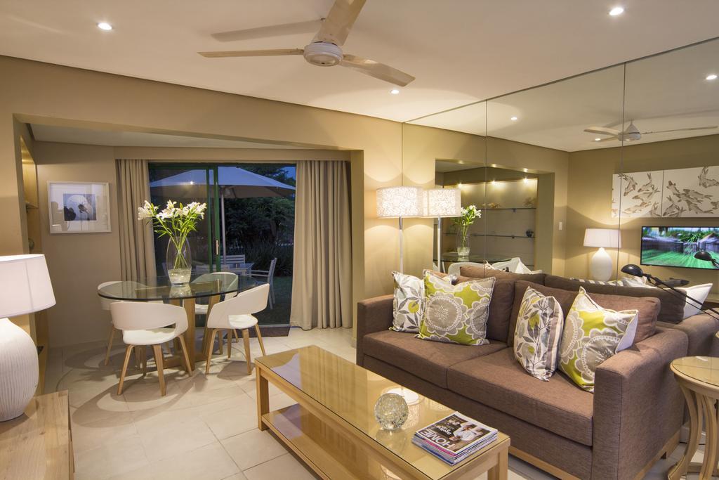 14 The Shades - By Stay In Umhlanga Durban Room photo